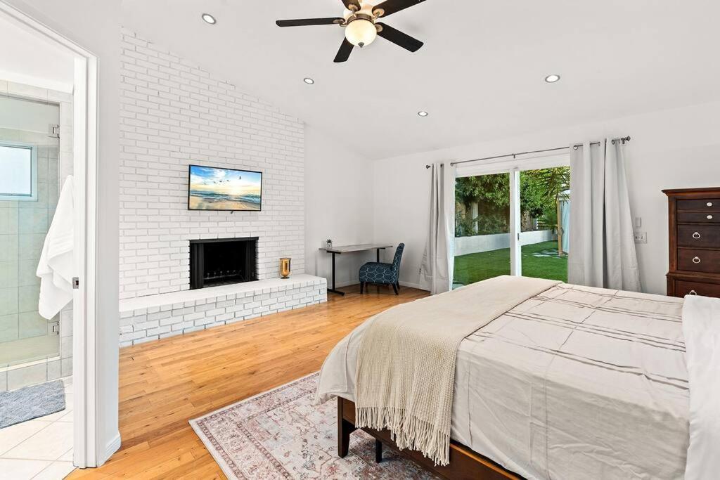 Luxury 4bd And 3ba In Topanga Oasis With Pool, And Casa de férias *