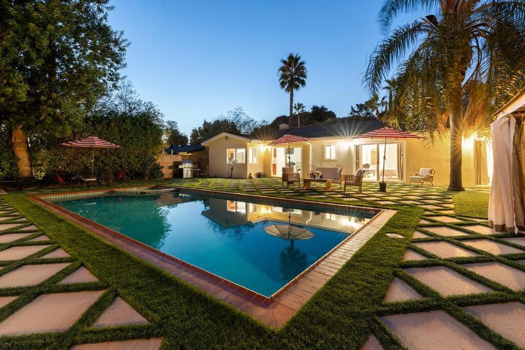 Luxury 4bd And 3ba In Topanga Oasis With Pool, And Casa de férias *